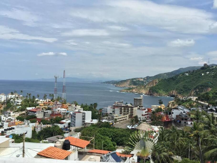 Villa Palmitas Acogedor Departamento Nivel Piscina Gigante Jardines Acapulco Exterior foto